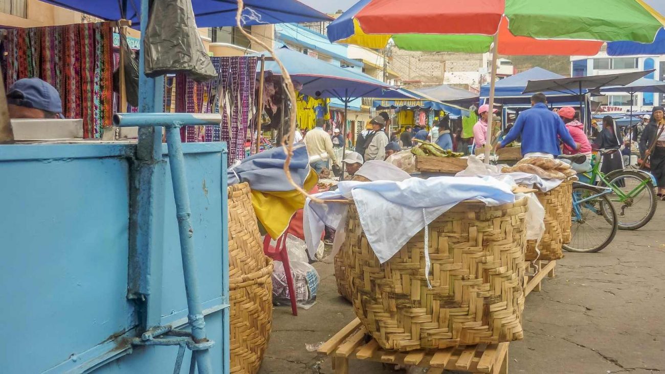 Mercato artigianale di Otavalo (Ecuador)