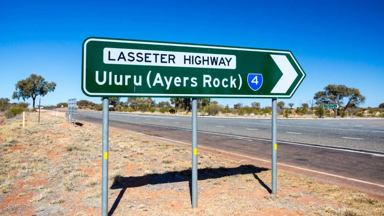 Uluru (Australia), Ayers Rock, Territorio del Nord: monolito roccioso